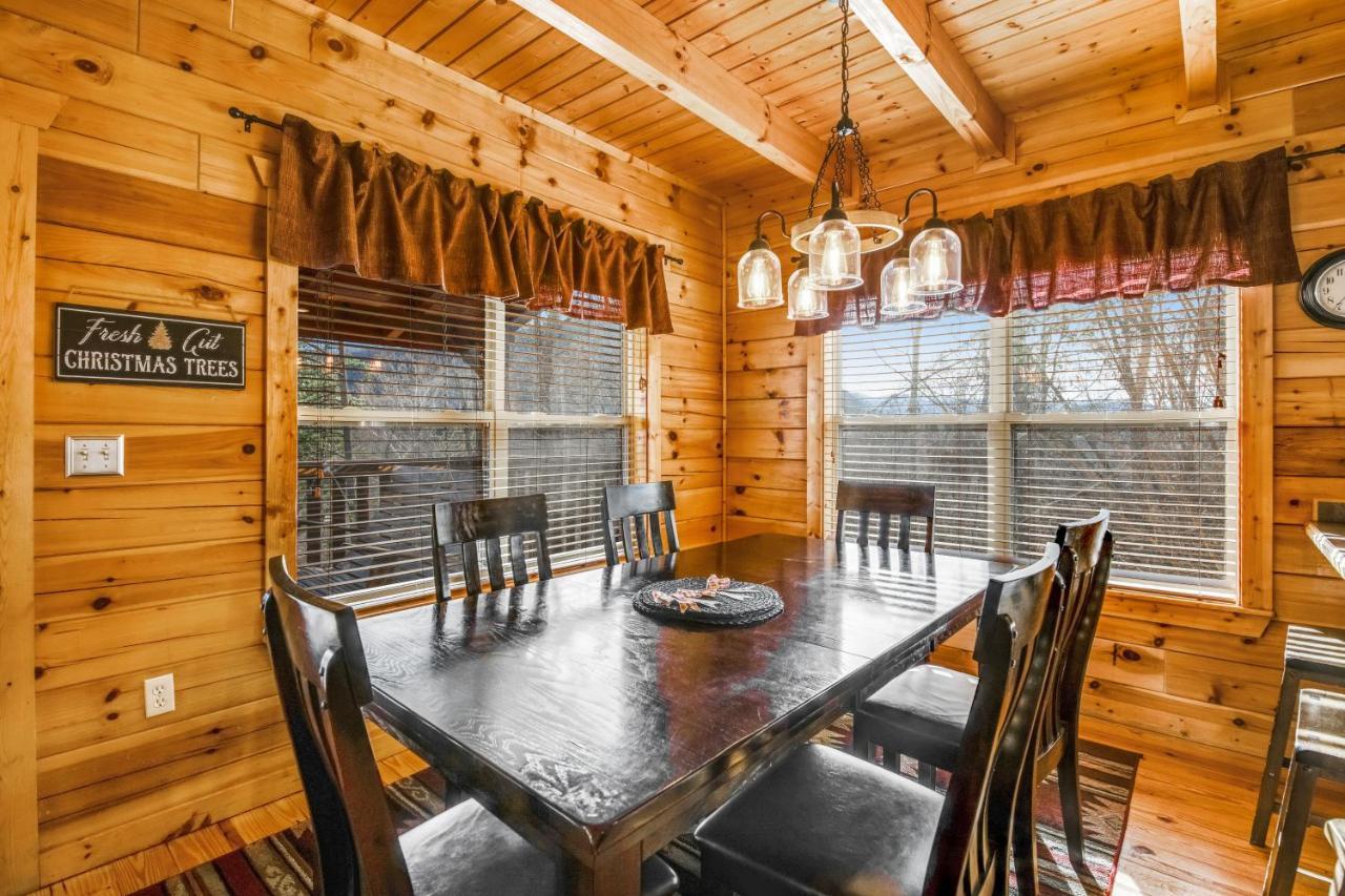 Triple Mountain View Villa Gatlinburg Exteriör bild