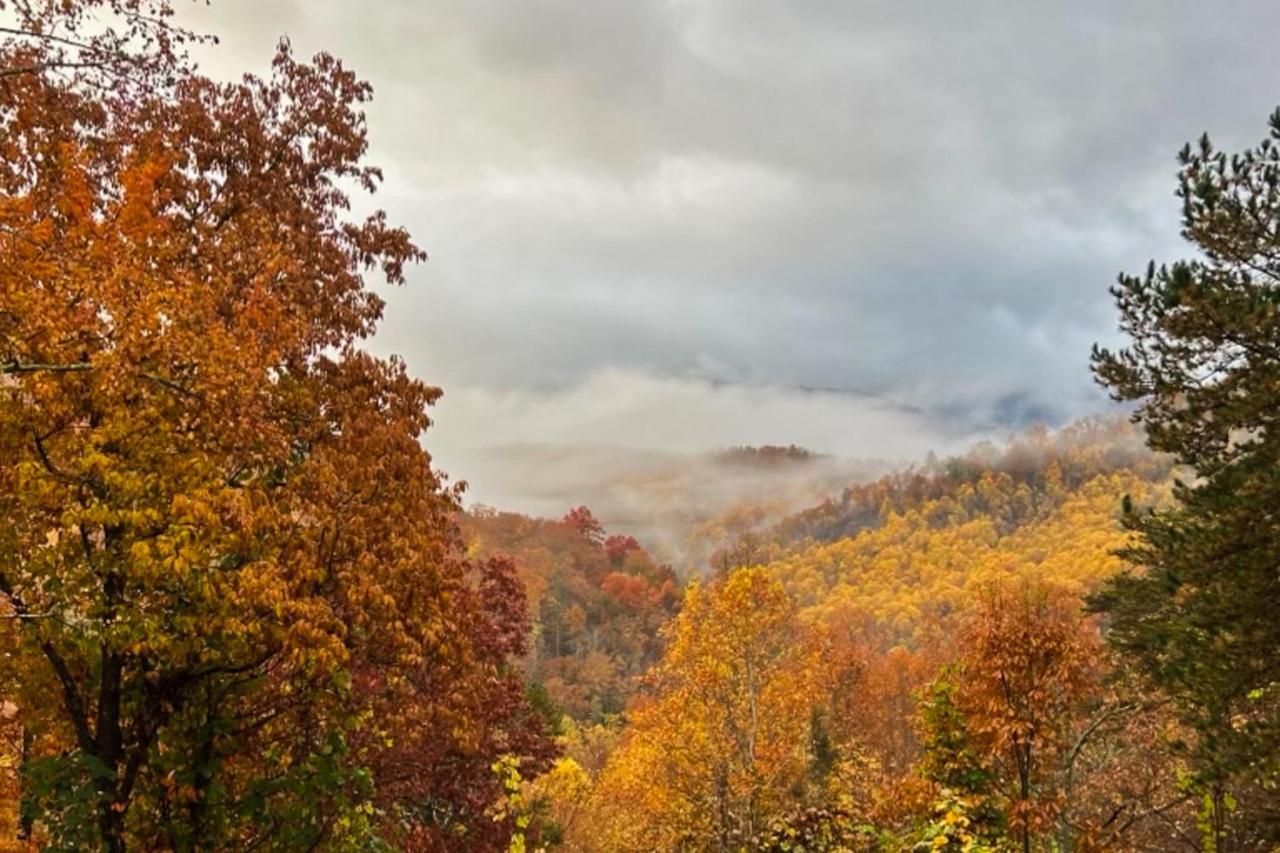 Triple Mountain View Villa Gatlinburg Exteriör bild