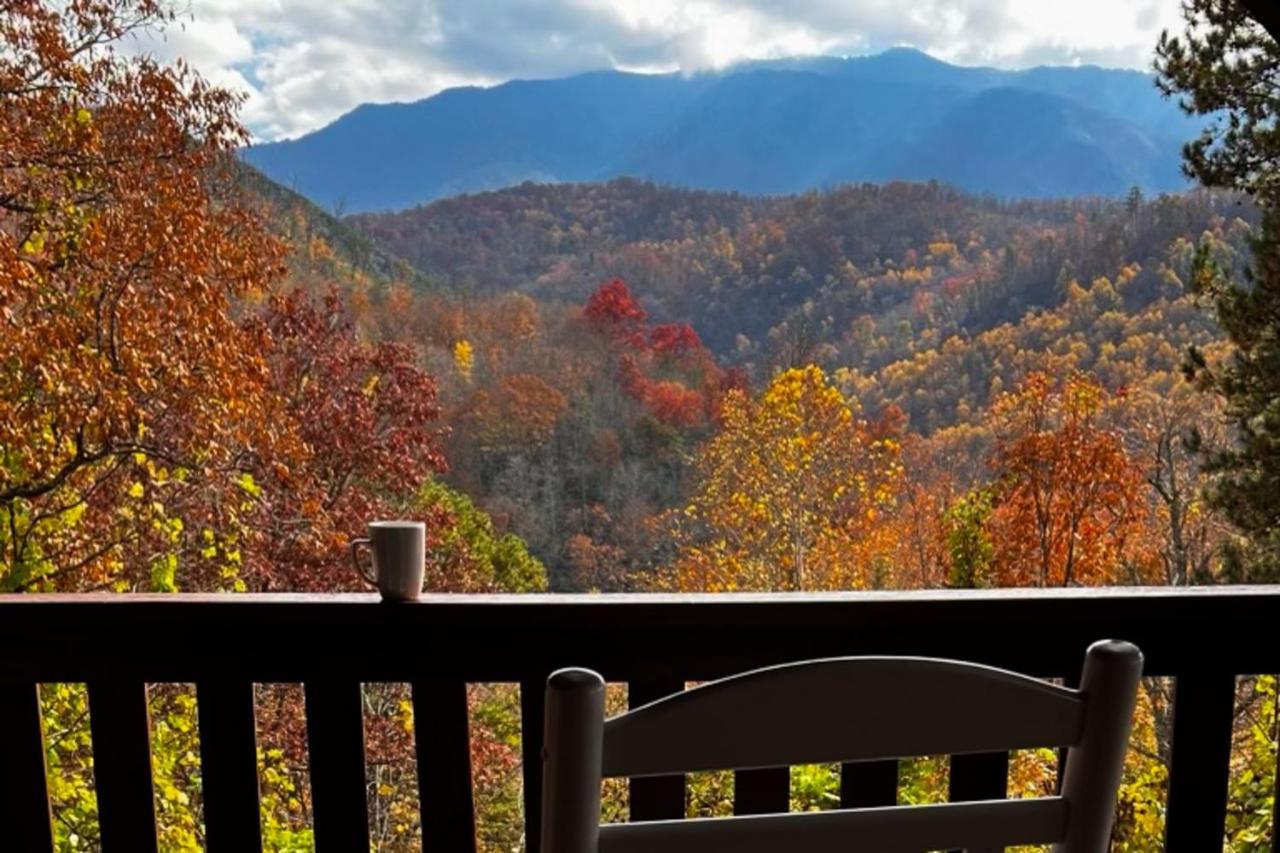 Triple Mountain View Villa Gatlinburg Exteriör bild